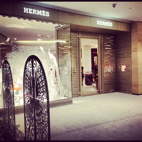 Hermes in abu dhabi